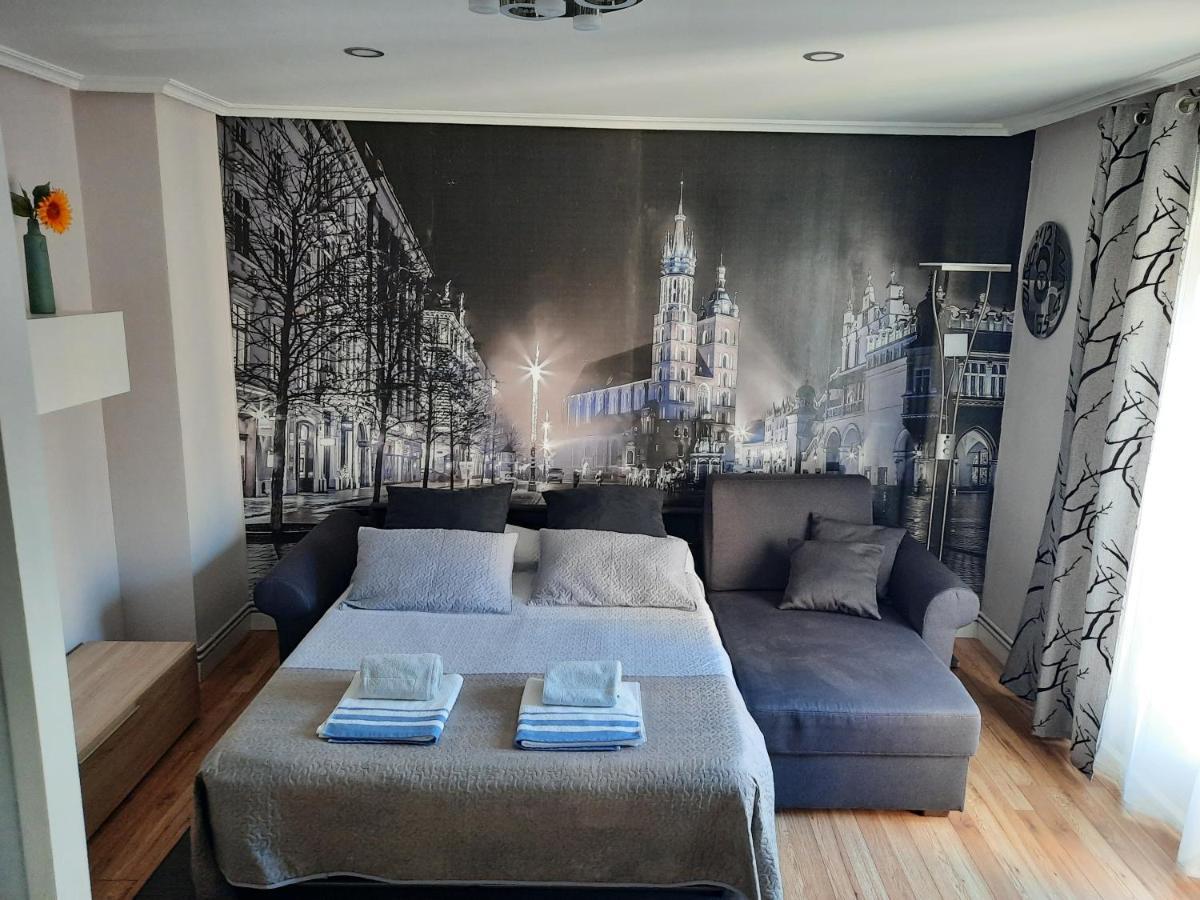 Estudio Centro Логроньо Екстериор снимка